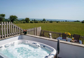 Bwthyn y Ddol - a cottage with stunning views